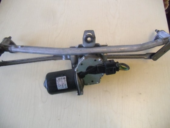 Motor Limpa Vidros Frente Volkswagen Golf IV 2000 mlv153